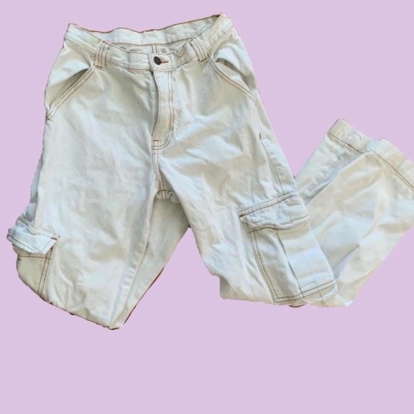 brandy melville tatum white low rise cargo jean - Picture 2 of 5